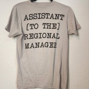 Assistant (to the) Regional Manager‎ The Office Short Sleeve T-Shirt, Size S